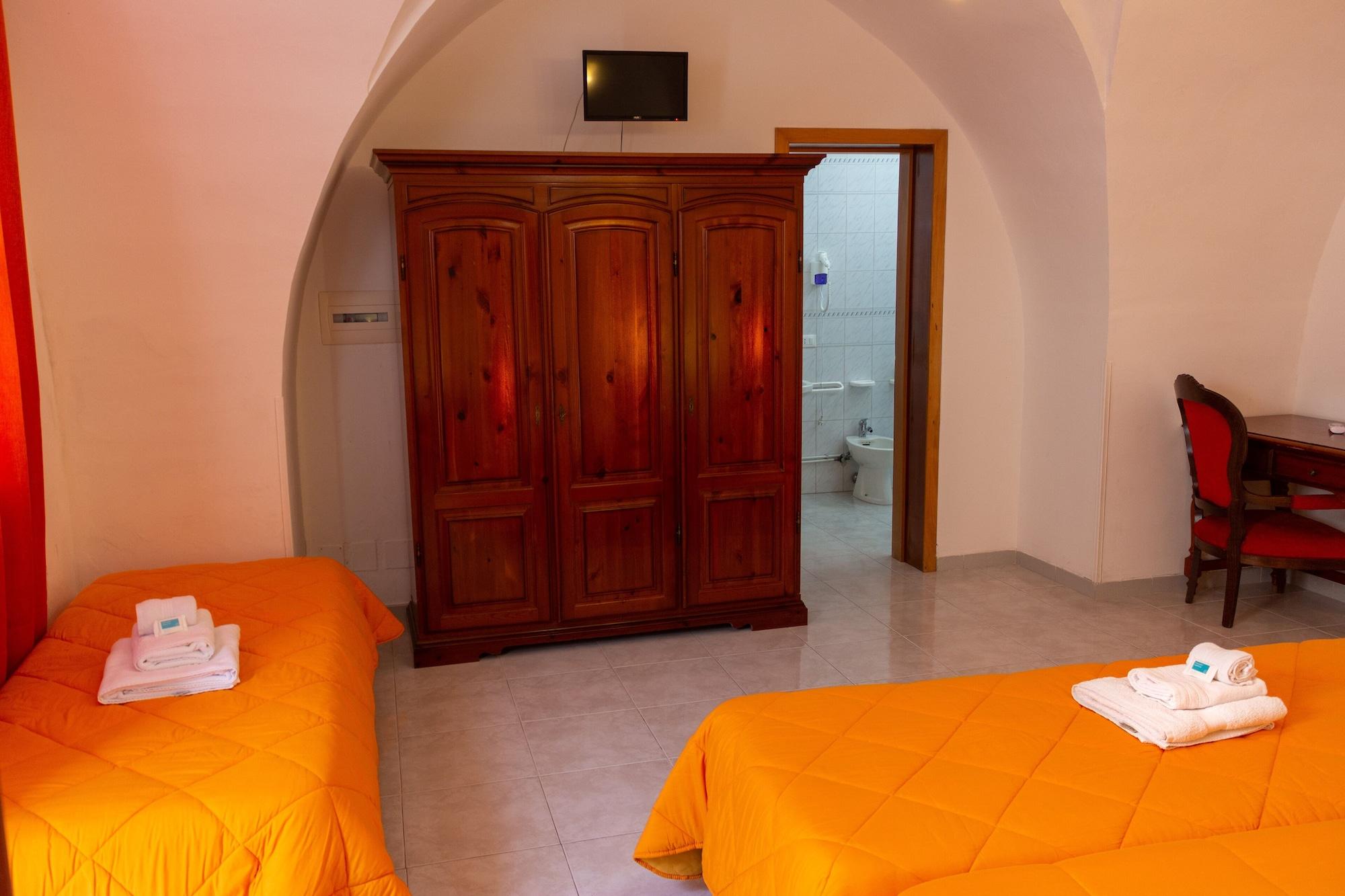 La Masseria Hotel Ristorante Centro Benessere Cocumola Esterno foto